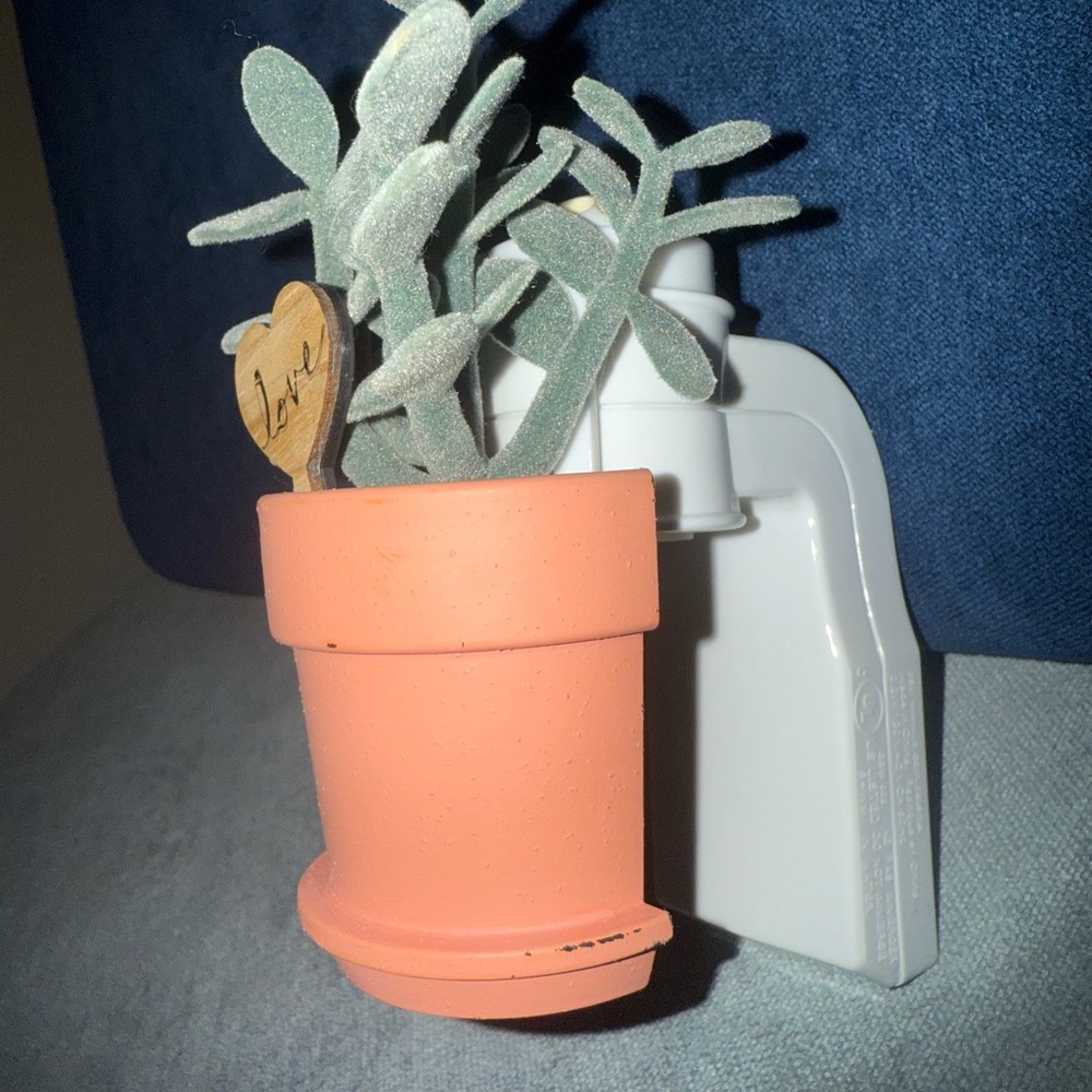 Wallflower: Terracotta Potted Faux Plant with Heart Tag - Picture 2 of 6